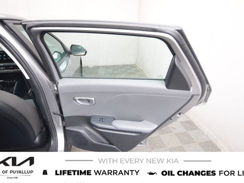 New 2025 Kia K4 LXS image 13
