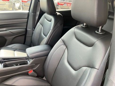 New 2026 Jeep Compass Limited AWD/4WD image 12