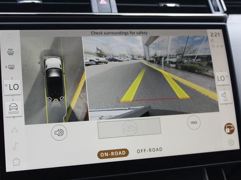 Used 2024 Land Rover Range Rover Velar Dynamic SE AWD/4WD image 18