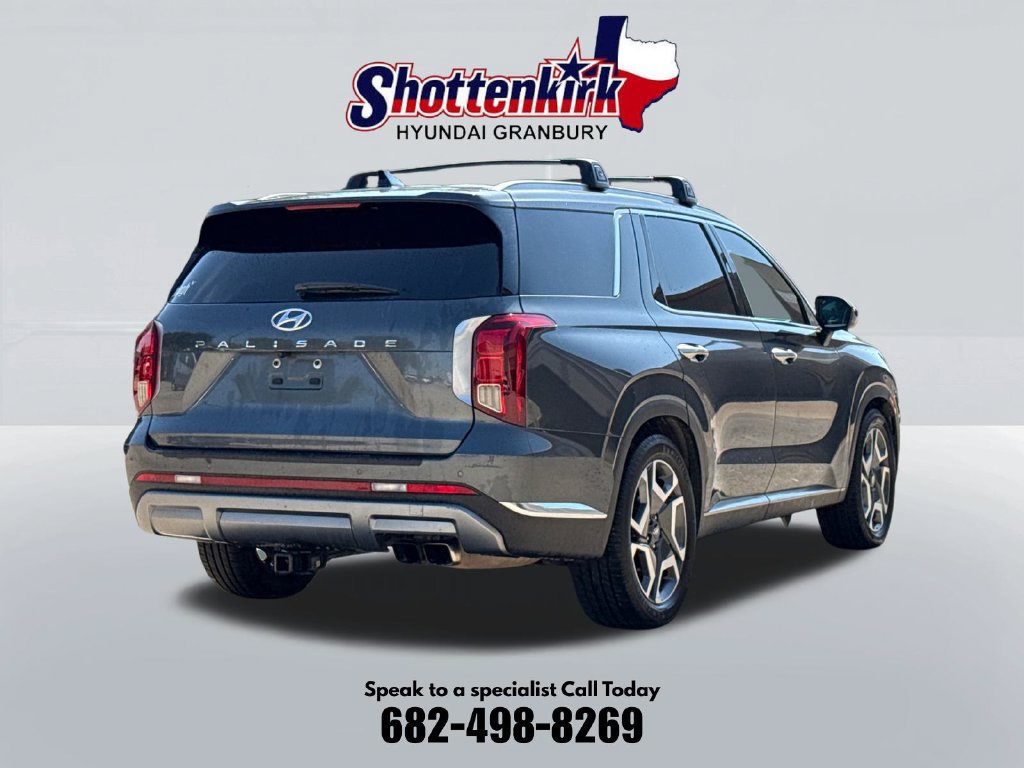Used 2023 Hyundai Palisade Limited FWD image 6