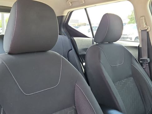 Used 2023 Nissan Kicks SV FWD image 18