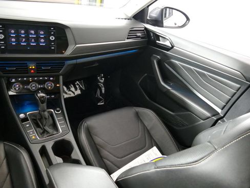 Used 2023 Volkswagen Jetta SEL FWD image 23