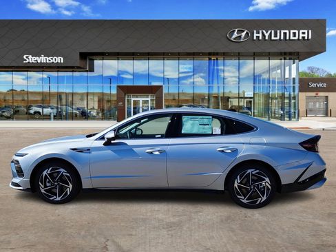 New 2026 Hyundai Sonata SEL image 2