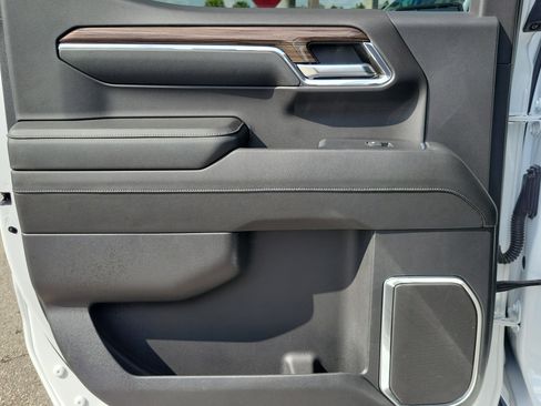 Used 2024 Chevrolet Silverado 1500 RST image 24