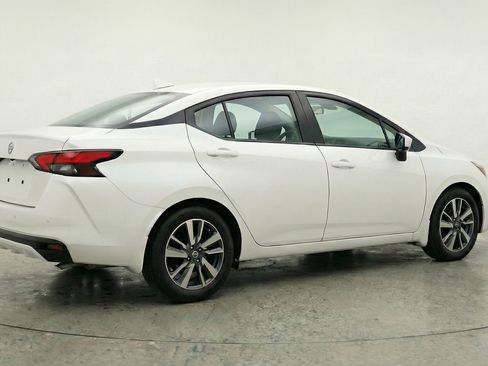 Used 2025 Nissan Versa SV w/ Trunk Package image 9