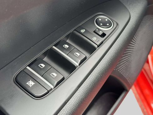 Used 2022 Kia Forte LXS FWD image 15