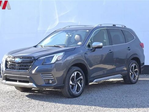 Used 2023 Subaru Forester Touring w/ Popular Package #2 AWD/4WD image 8