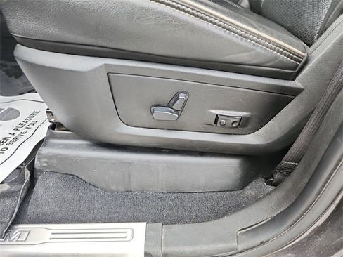 Used 2019 RAM 3500 Limited image 15