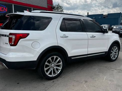 Used 2016 Ford Explorer Limited w/ Equipment Group 301A AWD/4WD image 6