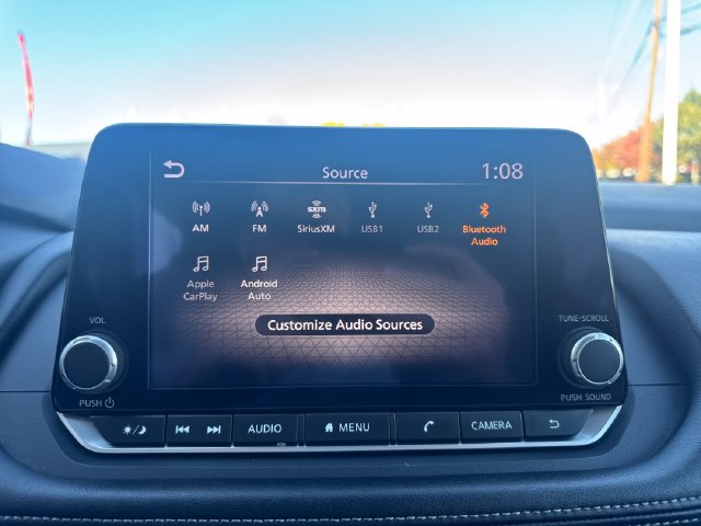 Used 2025 Nissan Rogue SV FWD image 21