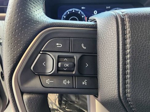 Used 2026 Toyota 4Runner Limited AWD/4WD image 19