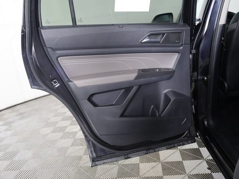 Used 2023 Volkswagen Atlas SEL Premium R-Line AWD/4WD image 28