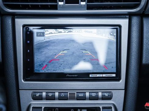 Used 2006 Porsche 911 Carrera S image 74