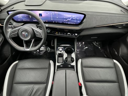 Used 2025 Buick Envision Sport Touring image 13