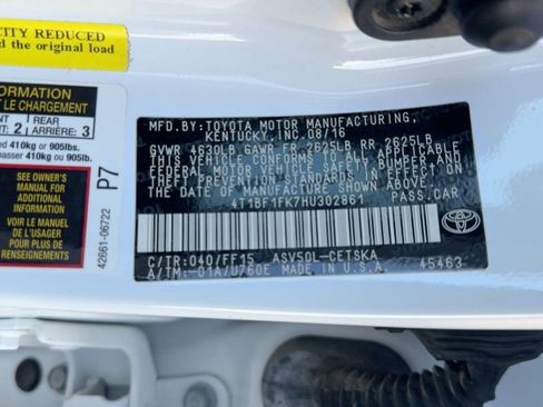 Used 2017 Toyota Camry SE image 20