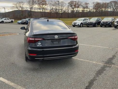 Used 2021 Volkswagen Jetta SE image 7