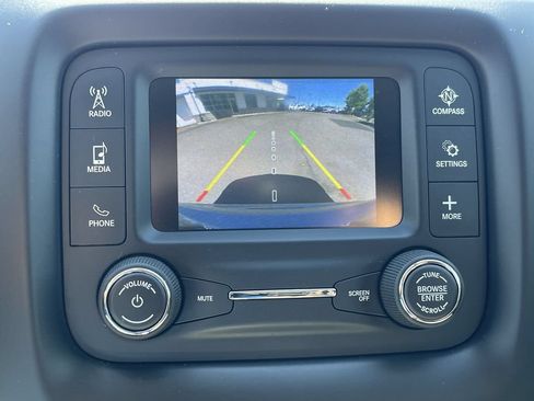 Used 2018 Jeep Compass Sport AWD/4WD image 14