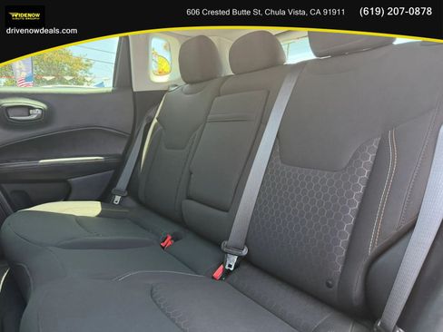 Used 2019 Jeep Compass Sport FWD image 15