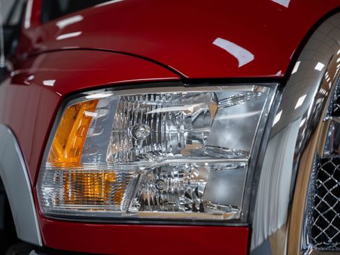 Used 2018 RAM 2500 Big Horn w/ Harvest Edition image 9