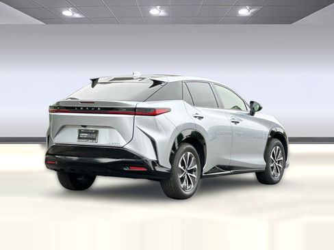 Certified 2024 Lexus RZ 300e Premium w/ Accessory Package (Z1) FWD image 8