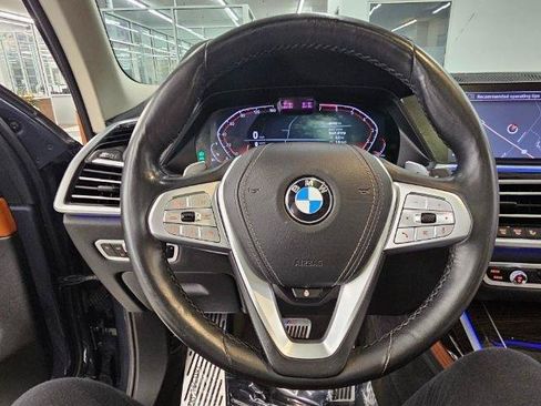 Used 2019 BMW X7 xDrive50i w/ Premium Package AWD/4WD image 17