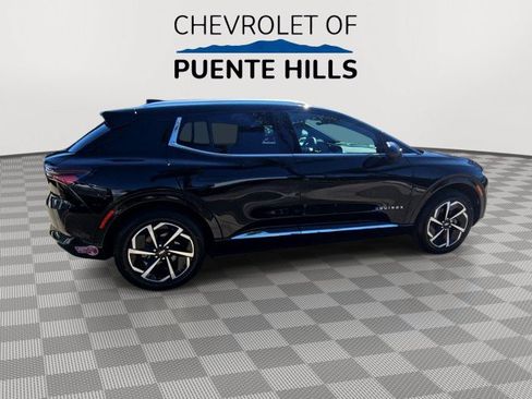 Used 2024 Chevrolet Equinox EV LT FWD image 8