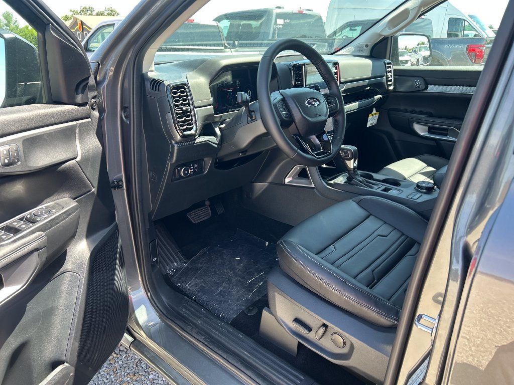 New 2026 Ford Ranger Lariat w/ FX4 Off-Road Package AWD/4WD image 13