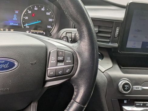 Used 2020 Ford Explorer XLT w/ Equipment Group 202A image 14