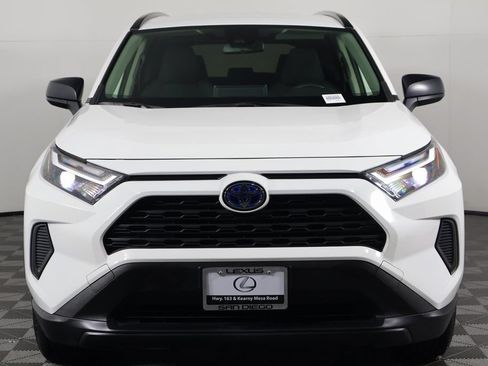 Used 2023 Toyota RAV4 LE AWD/4WD image 2