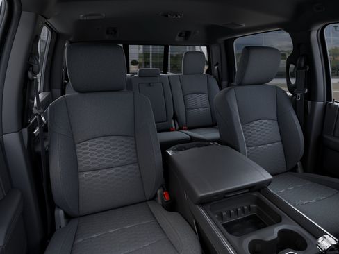 New 2026 RAM 2500 Big Horn AWD/4WD image 45