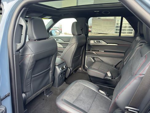 New 2026 Ford Explorer ST w/ Sun And Sound Package image 9