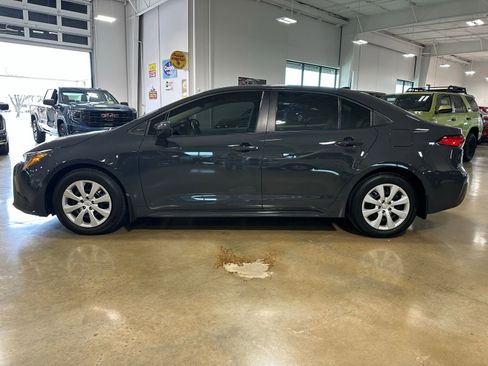 Used 2025 Toyota Corolla LE image 5