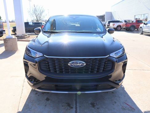 New 2026 Ford Escape Active w/ Tech Pack #1 FWD image 11