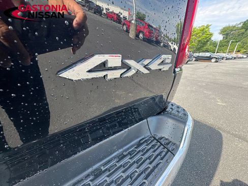 Used 2025 RAM 1500 Laramie AWD/4WD image 44