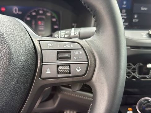 Used 2025 Honda Accord Sport image 22