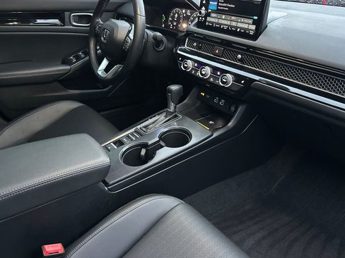 Used 2023 Honda Civic Touring image 18