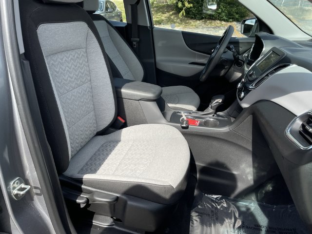 Used 2023 Chevrolet Equinox LS w/ LPO, Floor Liner Package FWD image 17