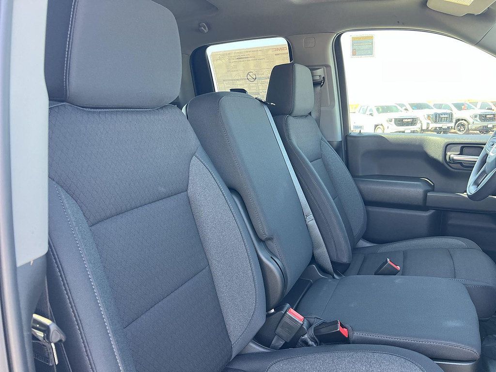 New 2026 GMC Sierra 1500 Pro w/ Pro Value Package AWD/4WD image 31