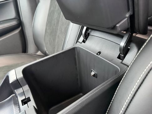 New 2025 Jeep Grand Cherokee Altitude image 26