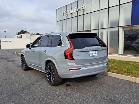 New 2026 Volvo XC90 B6 Plus w/ Protection Package Premier image 4