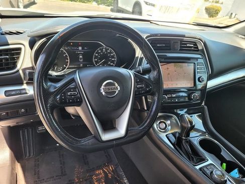 Used 2020 Nissan Maxima 3.5 SL w/ Floor Mat Group FWD image 9