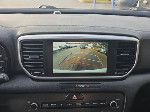 Used 2021 Kia Sportage LX image 25