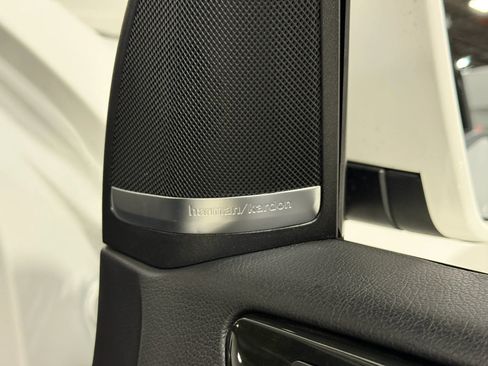 Used 2018 Mercedes-Benz GLS 450 4MATIC w/ Premium Package image 51