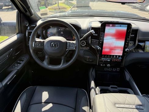 New 2026 RAM 2500 Limited AWD/4WD image 17
