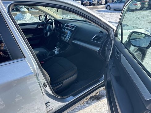 Used 2017 Subaru Outback 2.5i Premium w/ Protection Package #2 image 18
