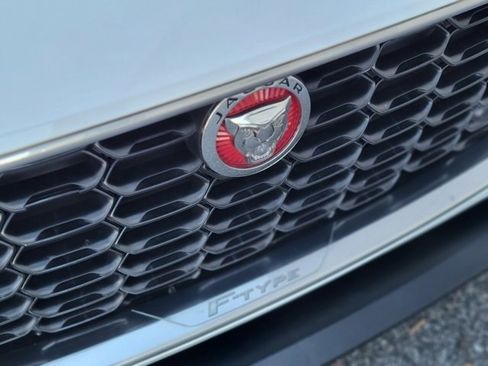 Used 2021 Jaguar F-TYPE Convertible image 38