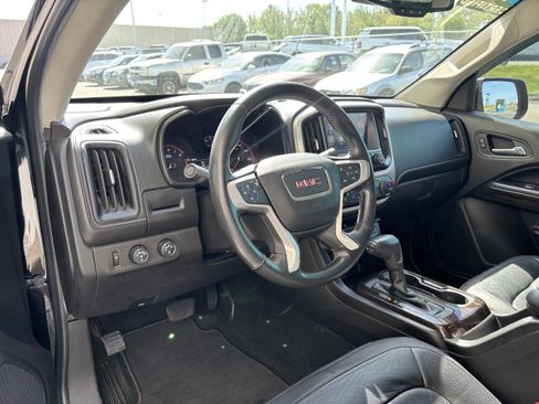 Used 2016 GMC Canyon SLT AWD/4WD image 13