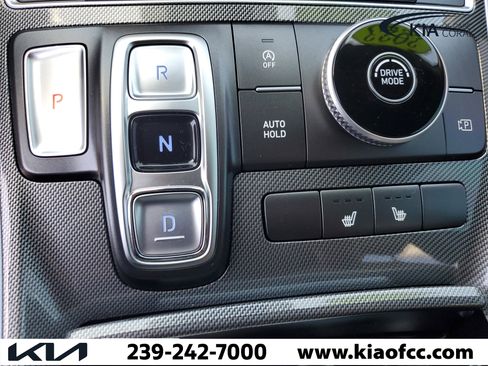 Used 2023 Hyundai Santa Fe SEL FWD image 29