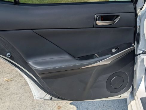 Used 2018 Lexus IS 300 w/ Comfort Package RWD image 35