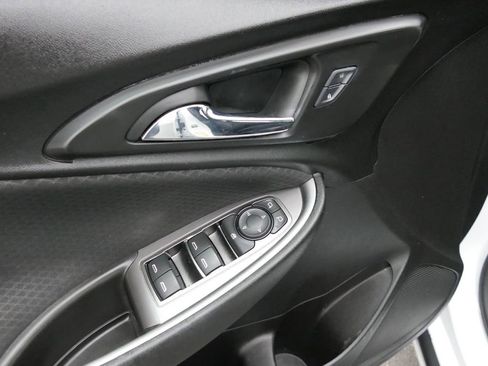 Used 2016 Chevrolet Malibu LS image 14